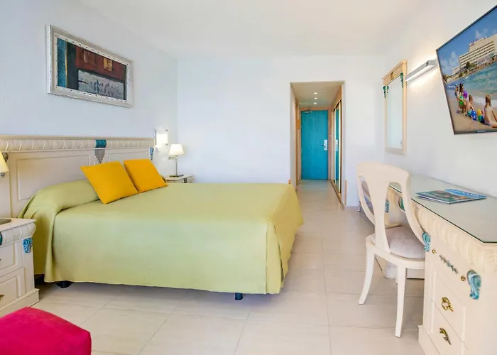 Servigroup Galua מלון 4*